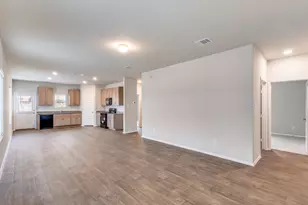 11801 Murano Dr, Austin, TX 78747 - Photo 5