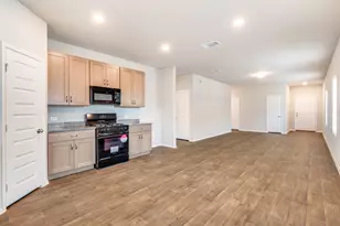 11801 Murano Dr, Austin, TX 78747 - Photo 9