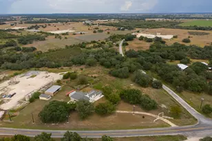 2410 Fm 1680, Moulton, TX 77975 - Photo 33