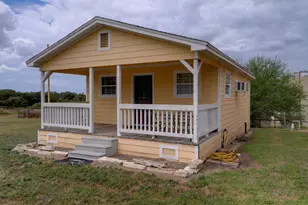 2410 Fm 1680, Moulton, TX 77975 - Photo 27