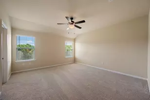 533 Luna Vista Dr, Hutto, TX 78634 - Photo 11