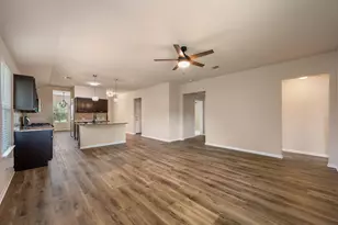 533 Luna Vista Dr, Hutto, TX 78634 - Photo 13