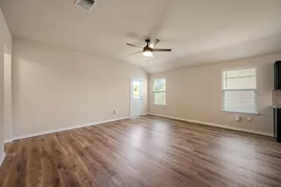 533 Luna Vista Drive, Hutto, TX 78634 - Photo 11