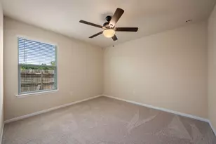 533 Luna Vista Dr, Hutto, TX 78634 - Photo 17