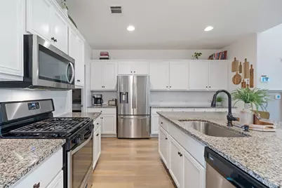 221 Kramer Street, Georgetown, TX 78626 - Photo 5