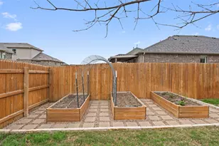 221 Kramer St, Georgetown, TX 78626 - Photo 37