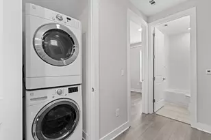 3010 E 18th 1/2 St, Austin, TX 78702 - Photo 7