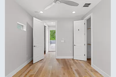 3010 E 18th 1/2 Street #B, Austin, TX 78702 - Photo 15