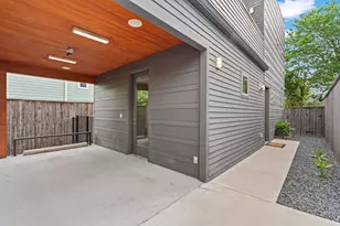 3010 E 18th 1/2 St, Austin, TX 78702 - Photo 27