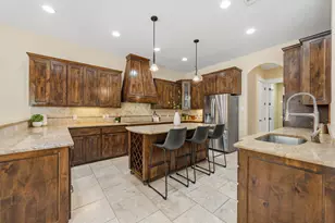 852 Sunfish St, Lakeway, TX 78734 - Photo 9
