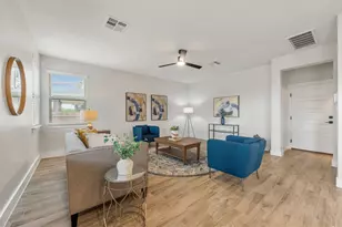 13105 Craven Ln, Manor, TX 78653 - Photo 9