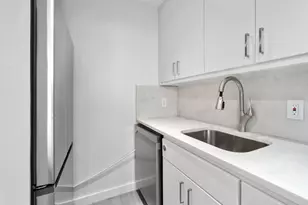 1801 Lavaca St, Austin, TX 78701 - Photo 13