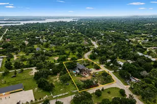 1503 Kingsoak Dr, Marble Falls, TX 78654 - Photo 5