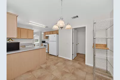 506 Knights Row, Cottonwood Shores, TX 78657 - Photo 11