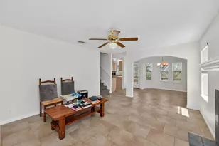 506 Knights Row, Cottonwood Shores, TX 78657 - Photo 3