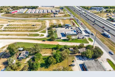 1113 N Old Highway 81, Kyle, TX 78640 - Photo 25