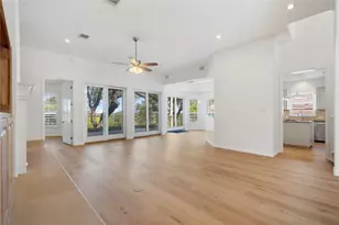 403 Hazeltine Dr, Lakeway, TX 78734 - Photo 9