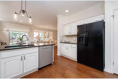 290 Whispering Wind Drive, Georgetown, TX 78633 - Photo 11