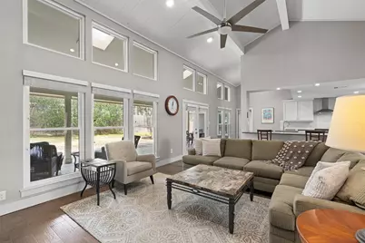 7800 Stoneywood Drive, Austin, TX 78731 - Photo 5