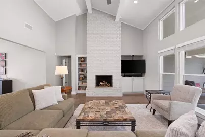 7800 Stoneywood Drive, Austin, TX 78731 - Photo 15