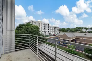 2124 E 6th St, Austin, TX 78702 - Photo 25