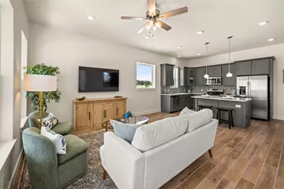 802 Creek Street #100, Fredericksburg, TX 78624 - Photo 3