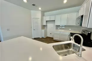 3025 Egan Dr, Pflugerville, TX 78660 - Photo 3