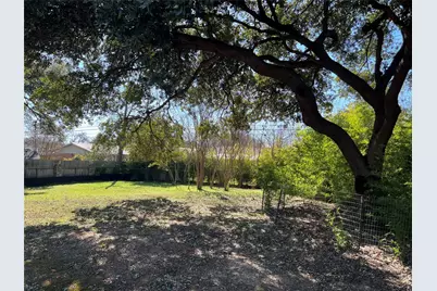 3107 Stardust Drive, Austin, TX 78757 - Photo 3