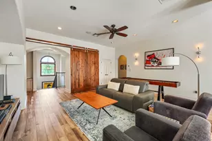 701 Hurst Creek Rd, Lakeway, TX 78734 - Photo 19