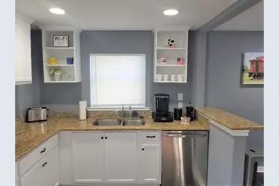 2121 N Durham Drive, Houston, TX 77008 - Photo 3