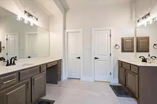 22610 Fountaingrass Ln, Lago Vista, TX 78645 - Photo 29