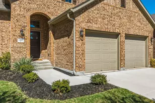 22610 Fountaingrass Ln, Lago Vista, TX 78645 - Photo 5