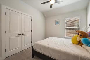 22610 Fountaingrass Ln, Lago Vista, TX 78645 - Photo 11