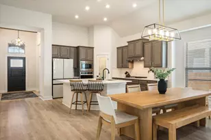 22610 Fountaingrass Ln, Lago Vista, TX 78645 - Photo 17