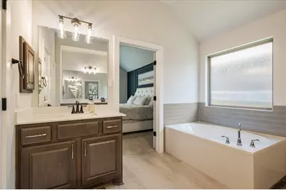 22610 Fountaingrass Lane, Lago Vista, TX 78645 - Photo 27