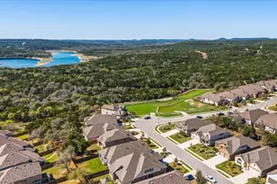 22610 Fountaingrass Ln, Lago Vista, TX 78645 - Photo 37