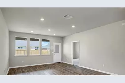 400 Barton Creek Lane, Hutto, TX 78634 - Photo 13