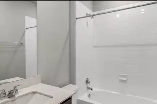 400 Barton Creek Ln, Hutto, TX 78634 - Photo 3