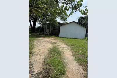 209 Bonnett Street, Austin, TX 78741 - Photo 13