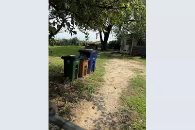 209 Bonnett Street, Austin, TX 78741 - Photo 13