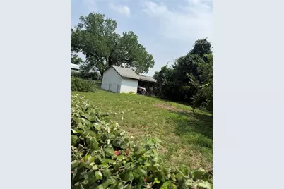 209 Bonnett Street, Austin, TX 78741 - Photo 3