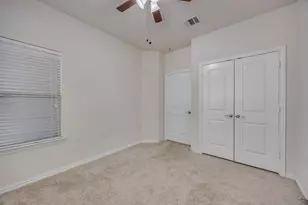 7212 Vail Ridge St, Austin, TX 78744 - Photo 11