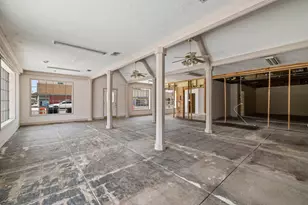 106 W Cameron Ave, Rockdale, TX 76567 - Photo 17