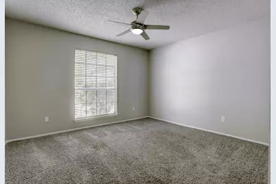 911 Isernia Drive, Austin, TX 78748 - Photo 9