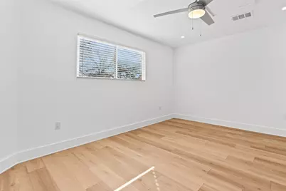 2706 Wheless Lane #Bldg 4, Austin, TX 78723 - Photo 5