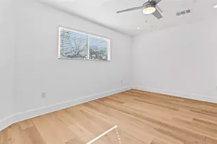 2706 Wheless Ln, Austin, TX 78723 - Photo 5