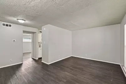 2319 Greenfield Parkway #208, Austin, TX 78741 - Photo 9