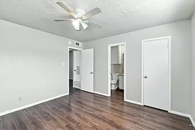 2319 Greenfield Parkway #208, Austin, TX 78741 - Photo 15