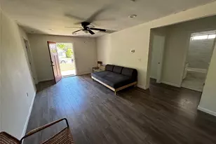 403 Delmar Ave, Austin, TX 78752 - Photo 5