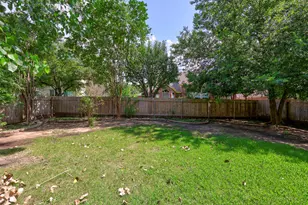 1554 Homewood Cir, Round Rock, TX 78665 - Photo 39